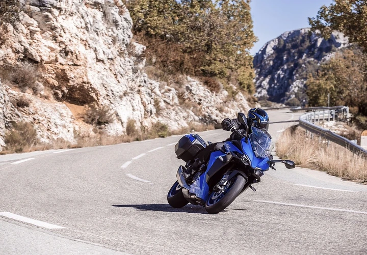 Suzuki GSX-S1000GT, continuano i demo ride in tutta Italia fino al 3 aprile