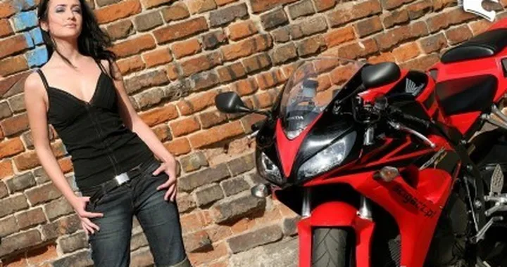 La mora e il CBR 1000 RR