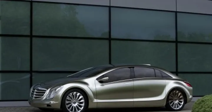 Auto Bild prova la Mercedes F700 Diesotto concept