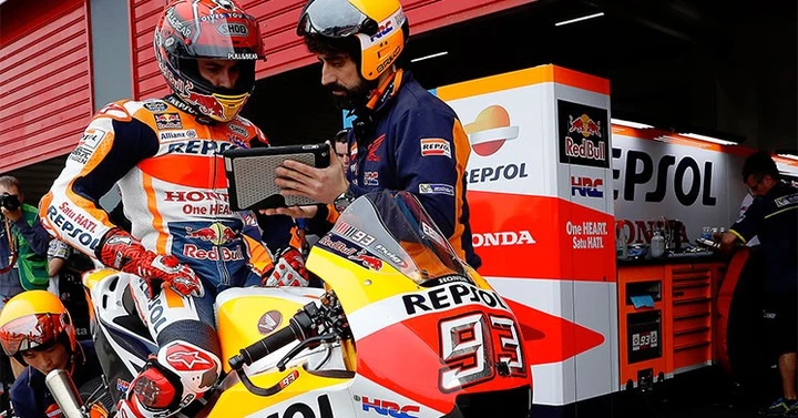 Marquez e Crutchlow: 