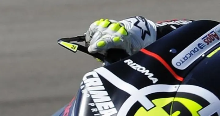 Motomondiale: dal 2012 paraleve al manubrio obbligatorie in tutte le classi