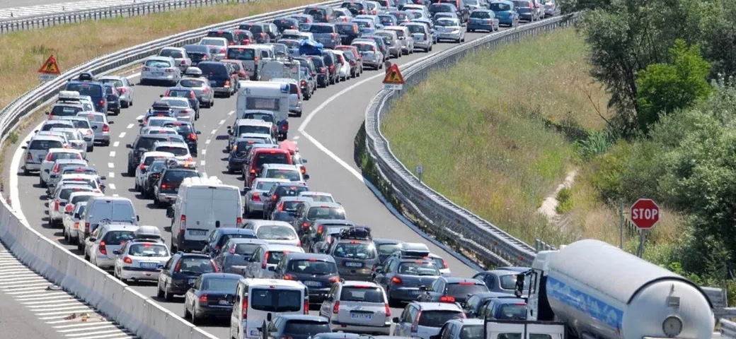 Cashback autostrade: parte il servizio di rimborso per le code