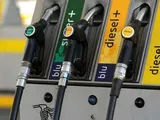 Bruxelles pensa alla tassa sulla benzina per aumentare le entrate