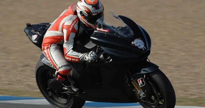 Test finiti per Stoner, Melandri in progresso