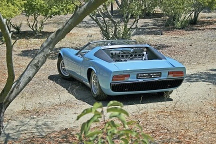 Completato il restauro dell'unico esemplare esistente di Lamborghini Miura Roadster