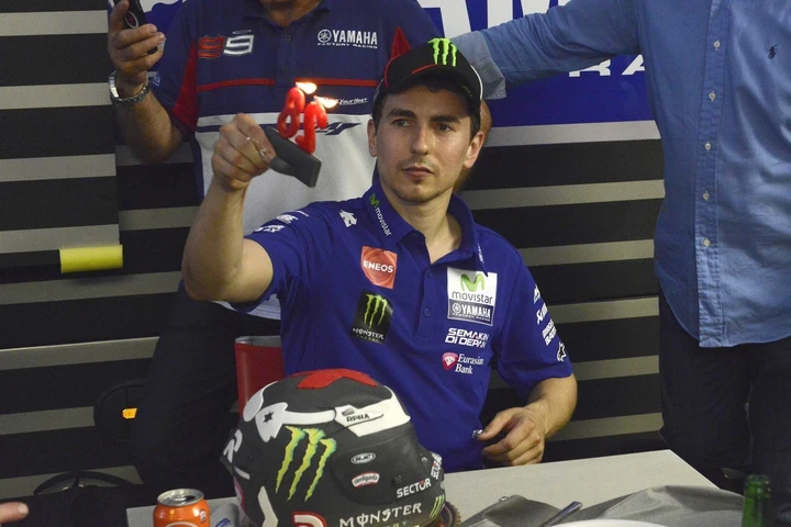 Jorge Lorenzo: 28° compleanno in pista