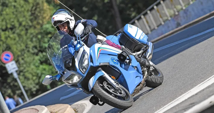 Yamaha FJR1300 in dotazione alla Stradale di Milano