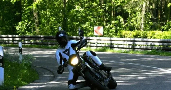 Foto del giorno: Piega estrema