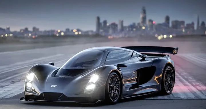 Czinger 21C, la potentissima hypercar si esalta a Laguna Seca [Video]