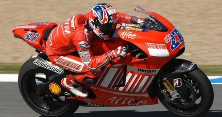 MotoGP: Stoner tra i primi, Capirossi più indietro