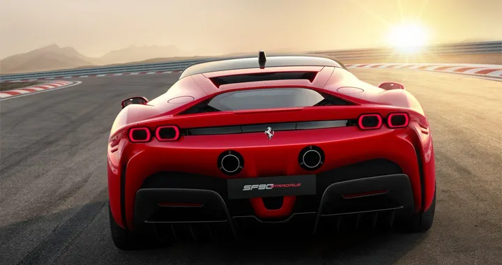Ferrari SF90 Stradale - Presentazione