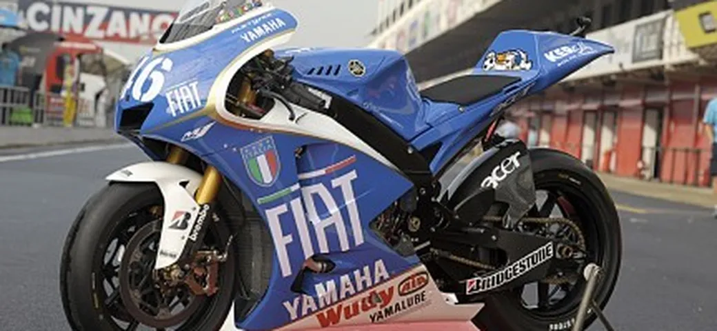 Fiat Yamaha team: livrea azzurra in Spagna per Valentino in onore della Nazionale