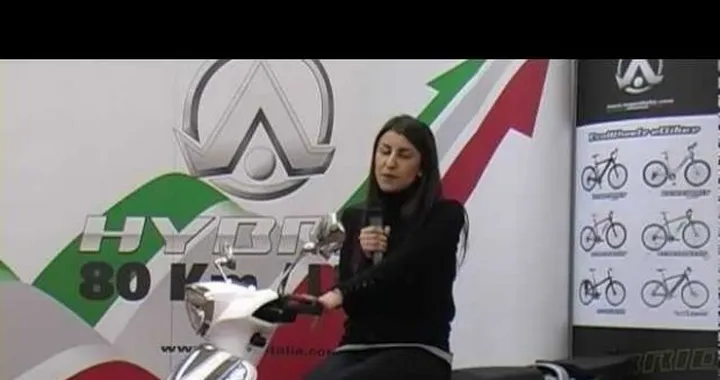 Aspes: scooter ibridi in anteprima a Milano