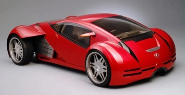 Una Lexus direttamente da Hollywood