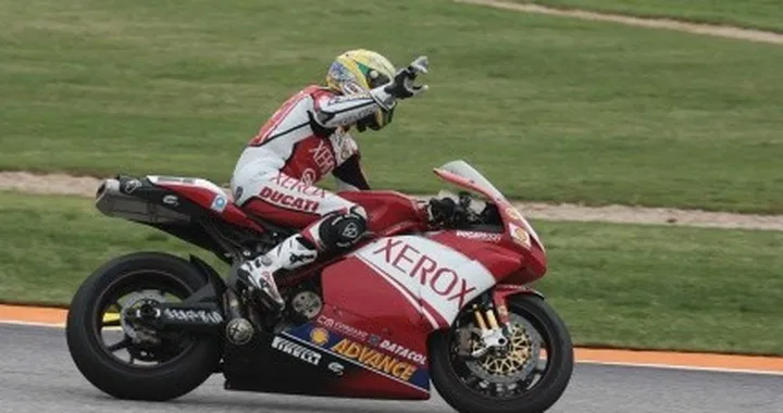 SBK: Troy Bayliss, buona la prima