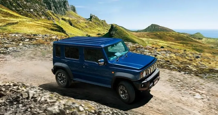 Suzuki Jimny, l'avete mai vista a 5 porte? Eccola in Giappone