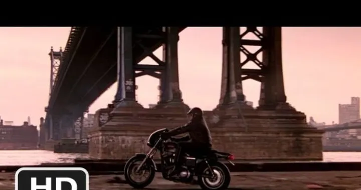 MotoCult: Harley Davidson VS Suzuki in Black Rain