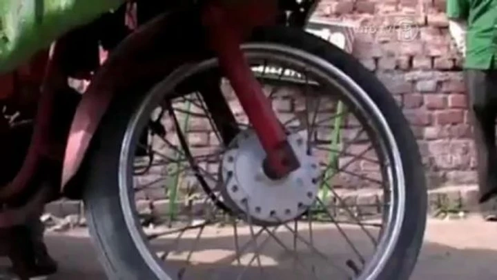 Rubrica Epic Win: la moto-Coccodrillo a 10 posti /video