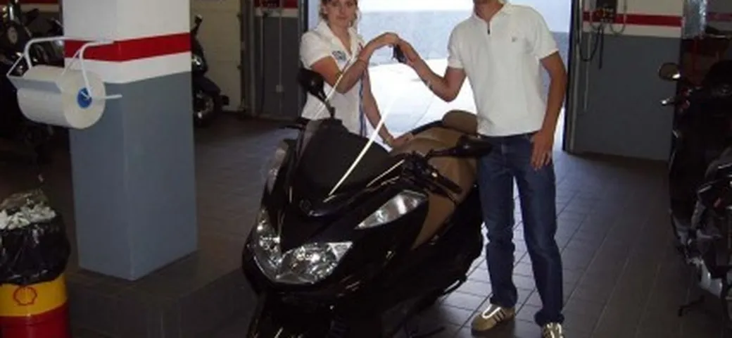 Tester Motoblog e Yamaha: prova del Majesty 400 di Matteo Goffredo
