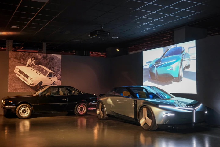 Lancia Pu+Ra HPE protagonista alla mostra “Drive Different”