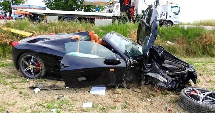 Incidente alla Mille Miglia-Ferrari Tribute