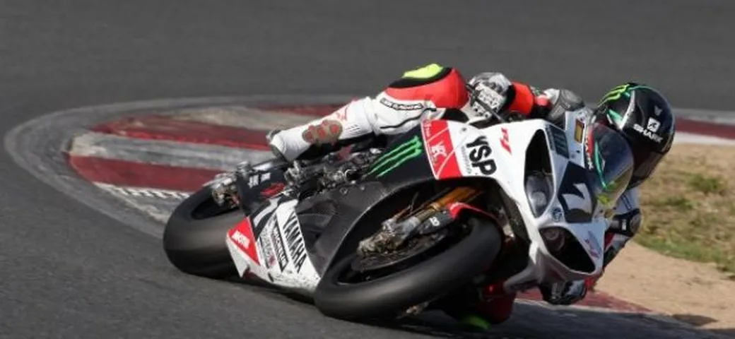 Noriyuki Haga e Tommy Hill alla 8 Ore di Suzuka con il team Yamaha YART