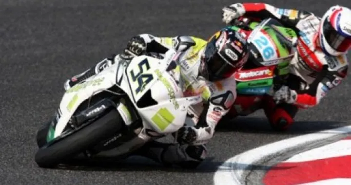 Kenan Sofuoglu ha rinnovato il contratto con il Team Honda Ten Kate