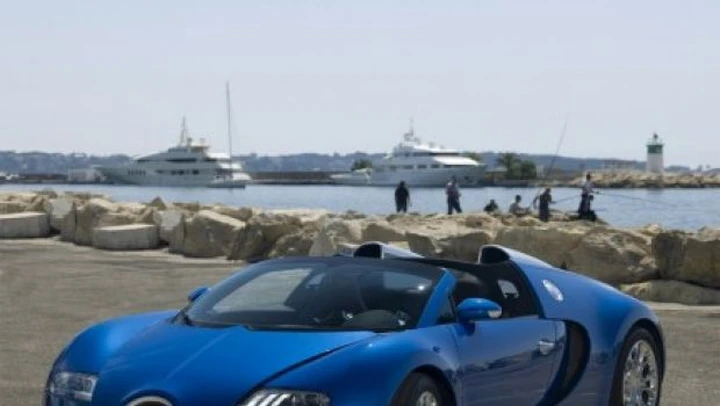 Parte la produzione della Bugatti Veyron Grand Sport