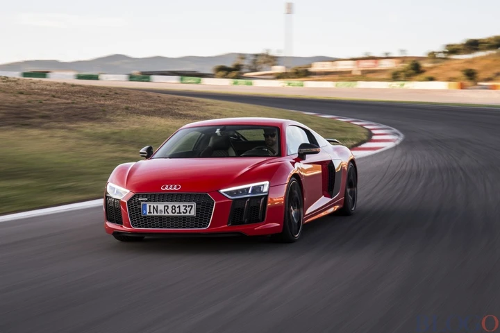 Nuova Audi R8 : primo contatto a Portimao
