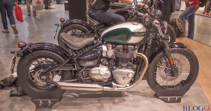 Triumph Bonneville Bobber 2017 [Foto &amp; Video]