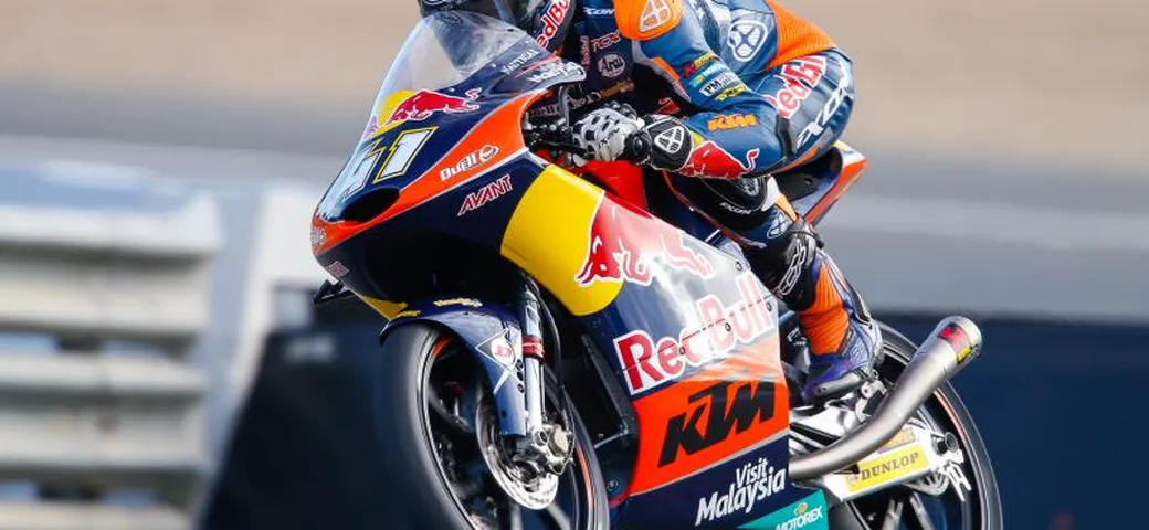Moto 3 Jerez 2016: dopo la nebbia, il warm up va a Binder