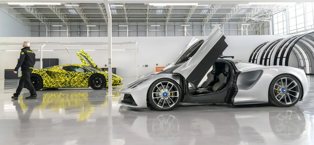 Lotus Evija: partita la produzione degli esemplari pre-serie