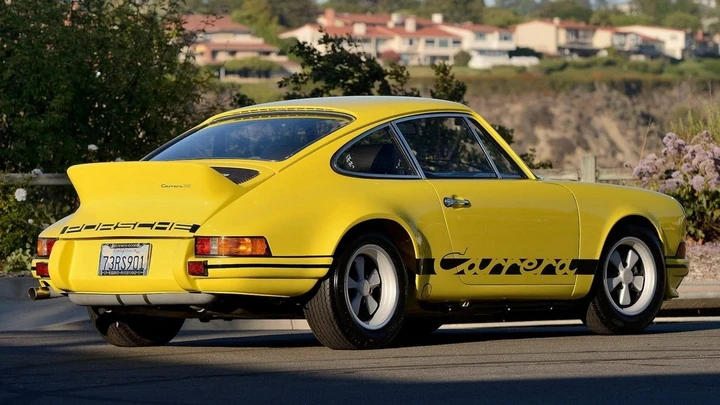 La Porsche 911 Carrera RS 2.7 di Paul Walker all'asta
