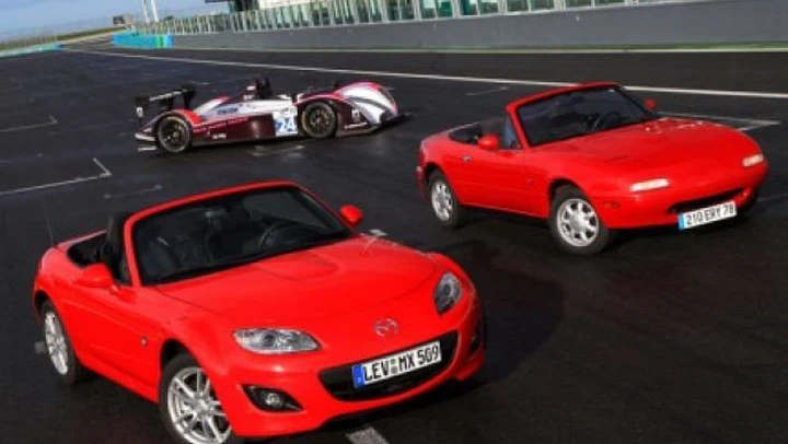 Mazda MX-5: festeggia i vent'anni alla 24 Ore di Le Mans