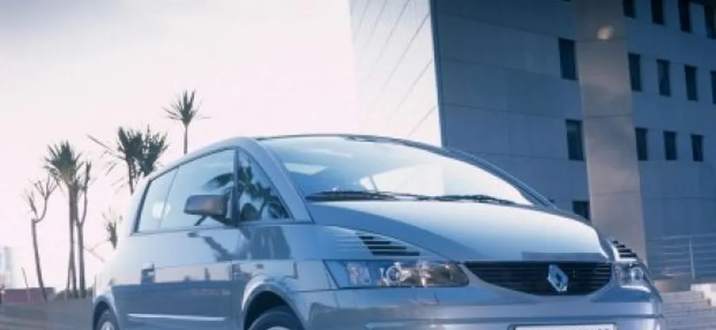 Renault Avantime: la meteora automobilistica compie 10 anni