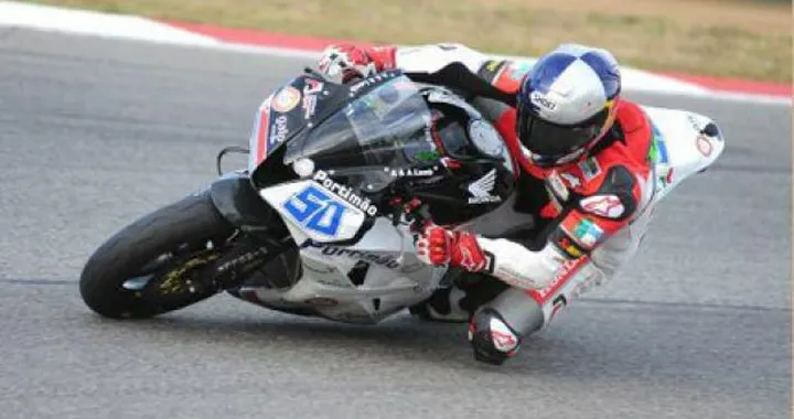 WSS: grande vittoria per Laverty