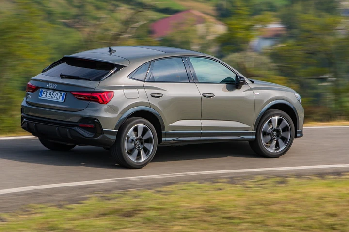 Audi Q3 Sportback, al volante del nuovo SUV-Coupé
