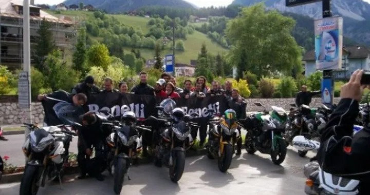 Foto del giorno: Benelli sulle Dolomoti