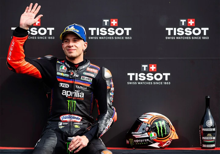 Bezzecchi eroico a Silverstone: podio dopo due operazioni