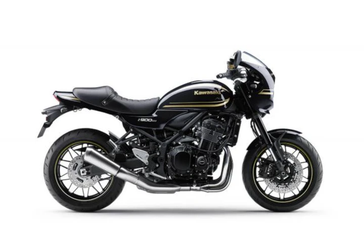 kawasaki-z900-rs-2023