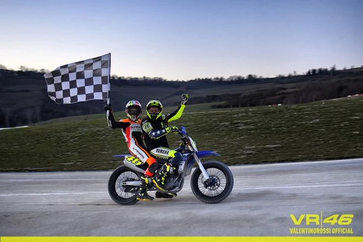 Tavullia: i Rossi vincono la 100 KM dei Campioni