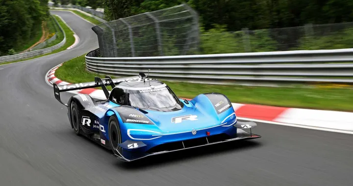 Volkswagen dice addio al motorsport