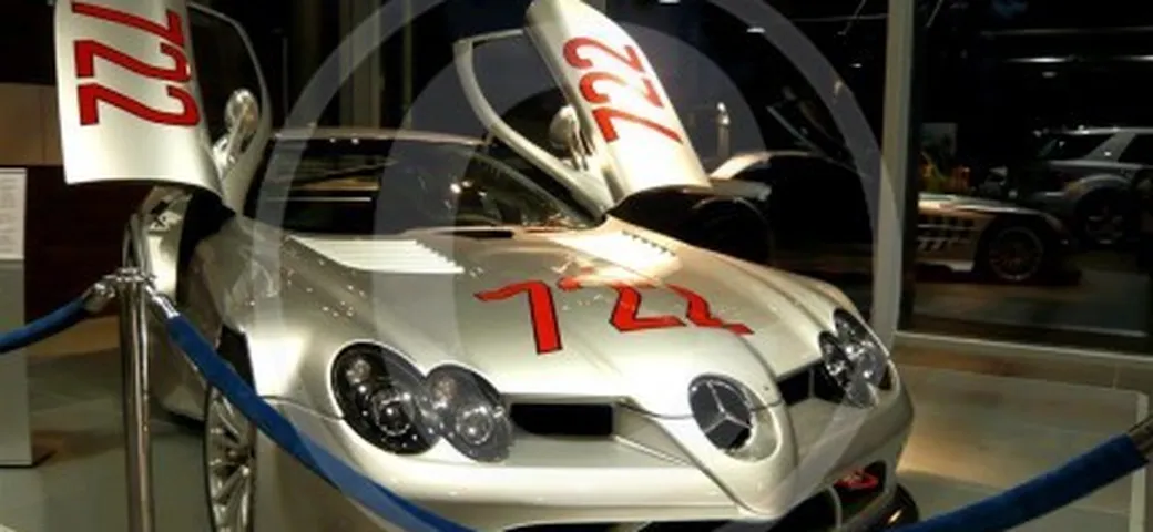 Mercedes SLR McLaren 722 GTR