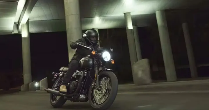Triumph Bonneville 400: la nuova retrò per patente A2 è sempre più vicina