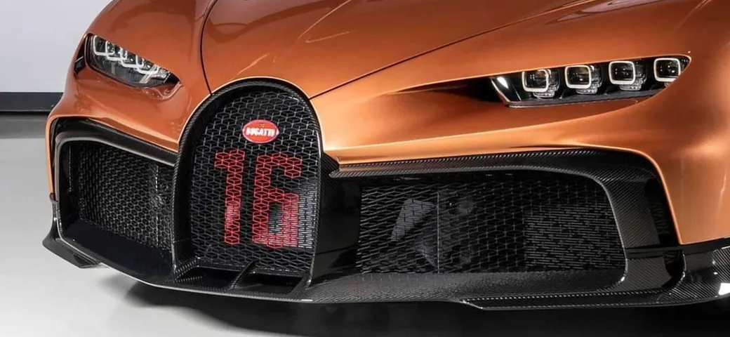 Bugatti Chiron Pur Sport, ecco l’unico esemplare amaranto