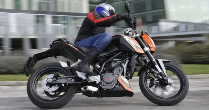 TEST KTM 125 Duke: the next generation