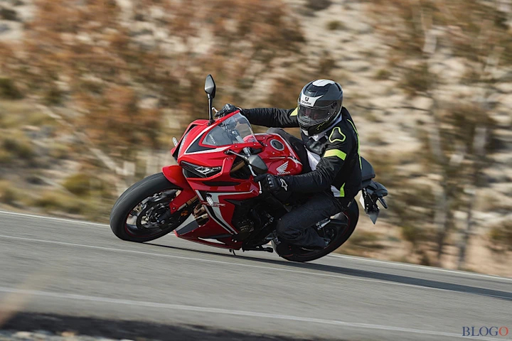 Nuova Honda CBR650R: primo contatto