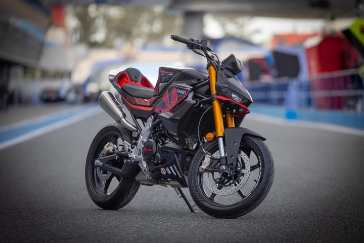 Debutta la Fantic Stealth Canet 44: anima racing, look da fuoriclasse urbano