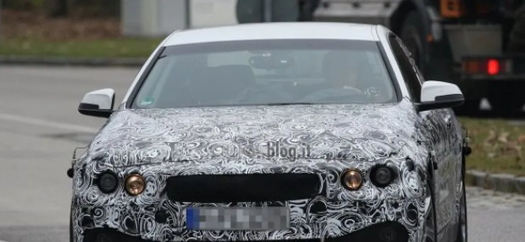 Foto spia BMW Serie 3 Coupè