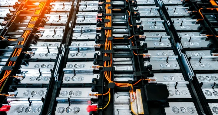 Le batterie LFP usate possono tornare più performanti: lo studio che cambia il riciclo